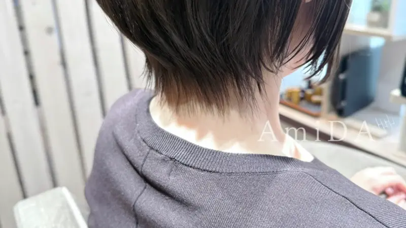 えりあしのクセを解消してすっきりショートに☆